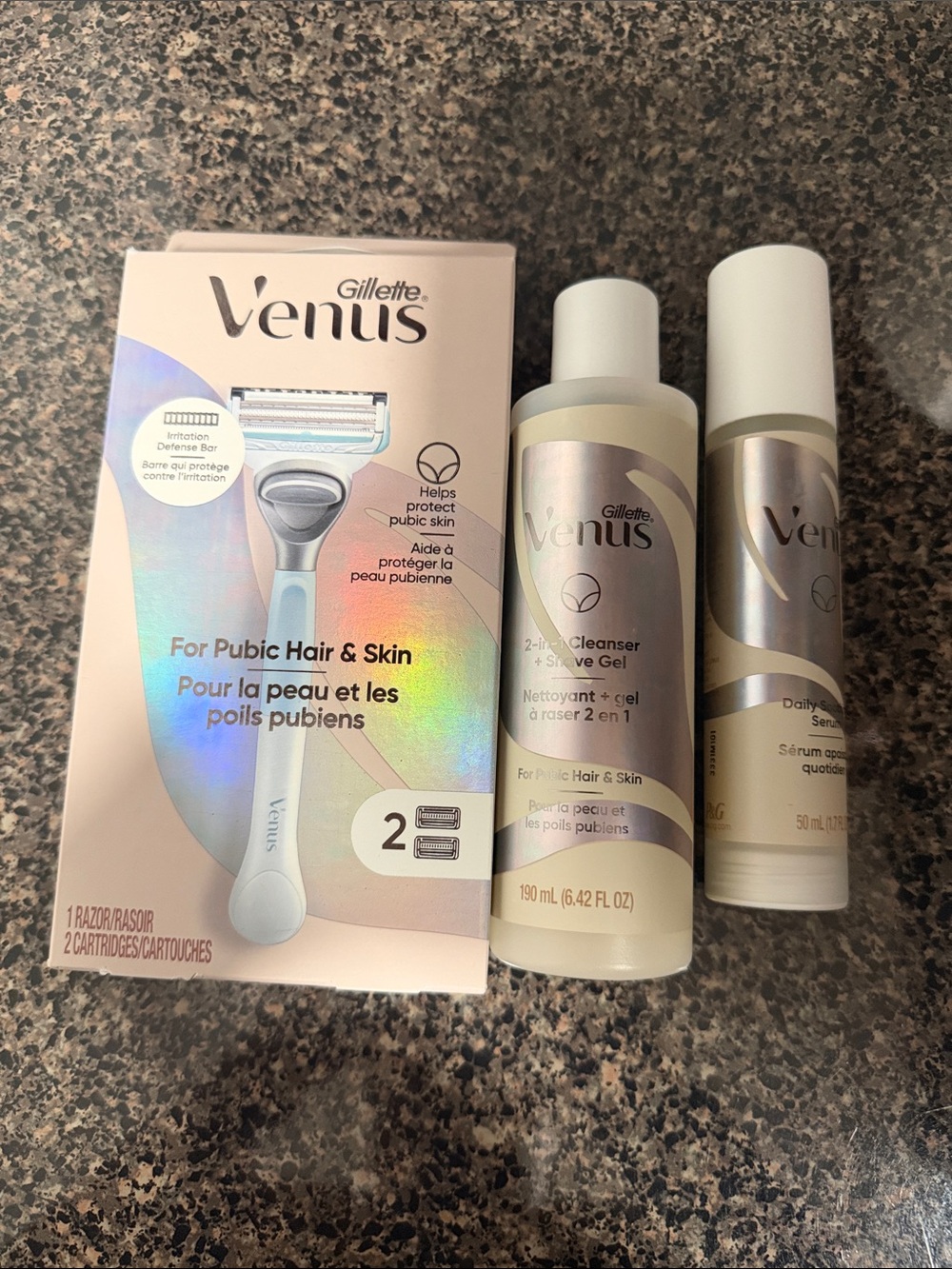 VENUS Pearl/Champagne Pubic Hair & Skin Care Set
